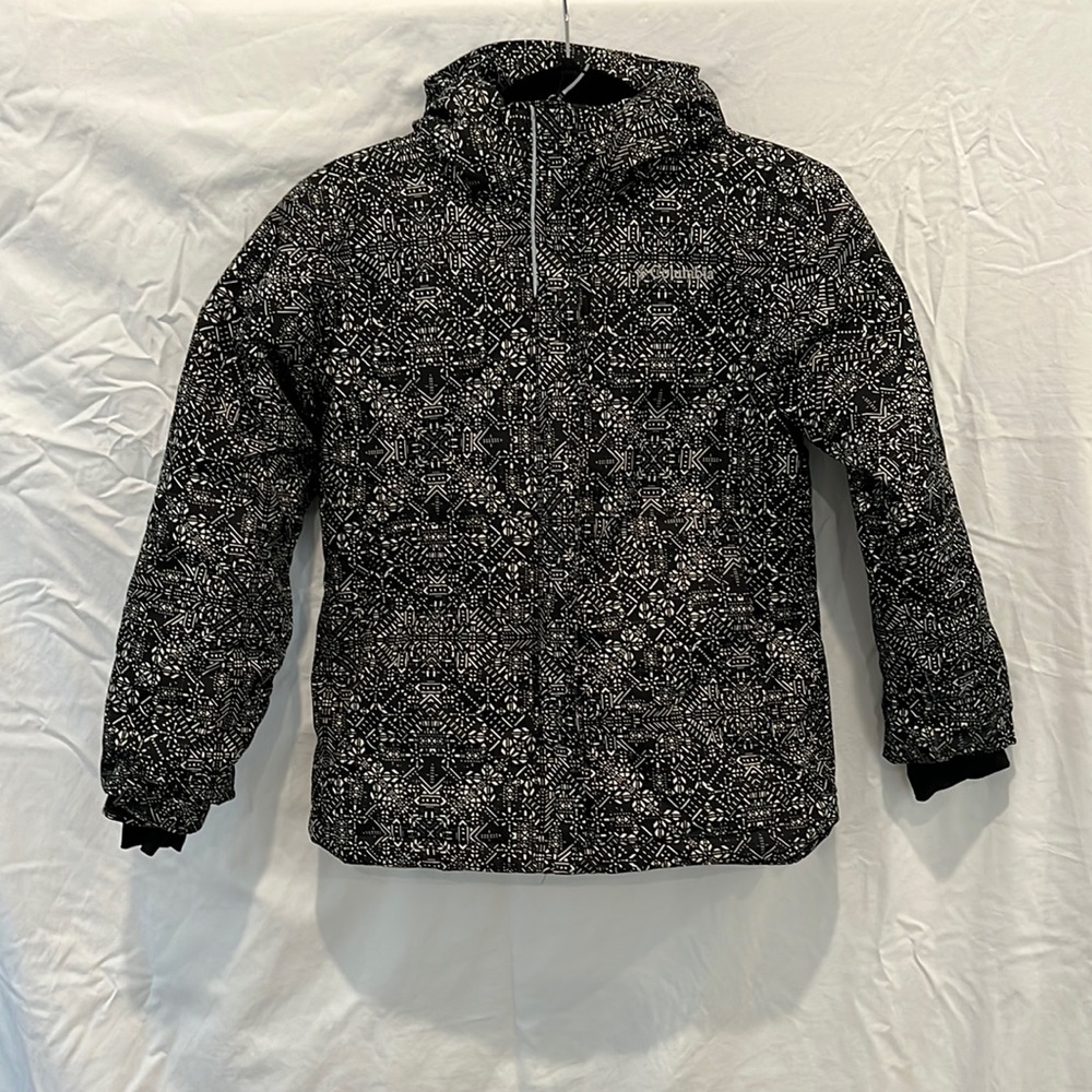 Columbia girls snow/ski jacket. Black/white. Size medium.